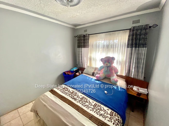 Westlea house for sale  (Sole Mandate)