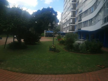 3 Bedroom Flat & Apartment