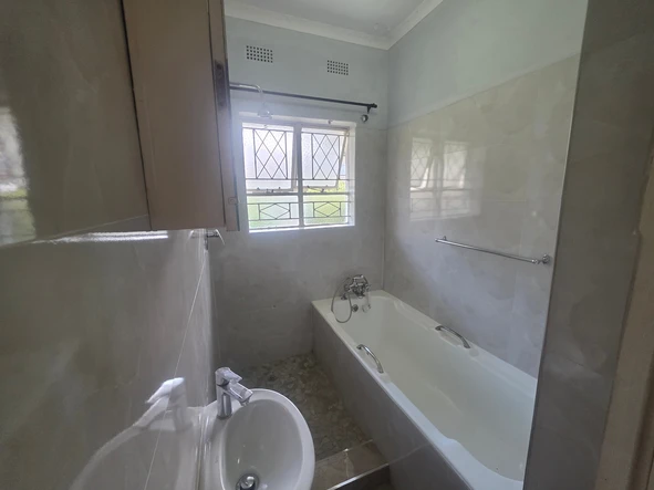2 Bedroom Garden Flat
