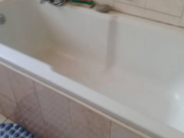 2 Bedroom Flat & Apartment