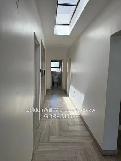 4bed (all en-suite) house in Mount pleasant 