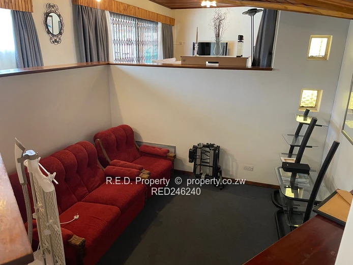 3 Bedroom House For Rent In Suburbs!