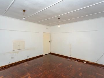 2 Bedroom Garden Flat