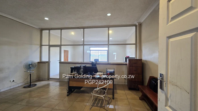 Workshop for sale in Turf Mhondoro Ngezi near Zimplats