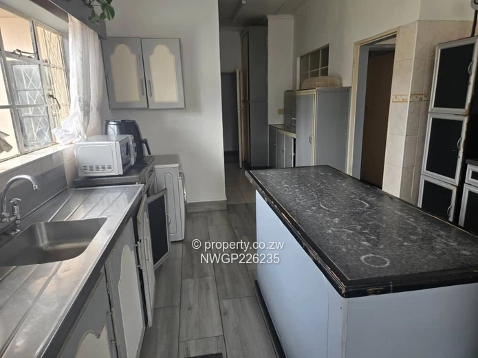 Spacious 4-Bedroom Home with Borehole in Riverside North, Bulawayo