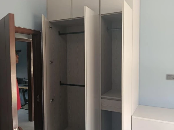3 Bedroom Flat & Apartment