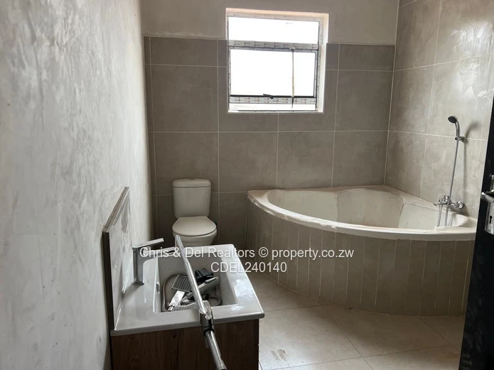 Modern 4 Bedroomed House on Corner Stand