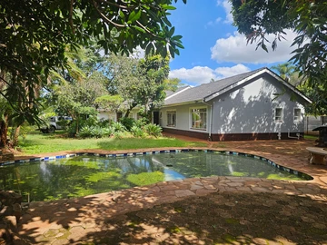 Prestigious Mount Pleasant Office with Pool and Borehole