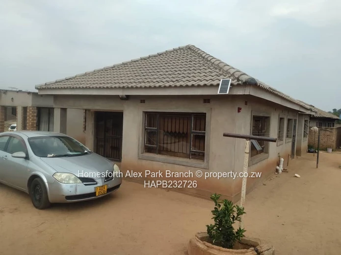 Warren Park D Graceland House (Sole Mandate)