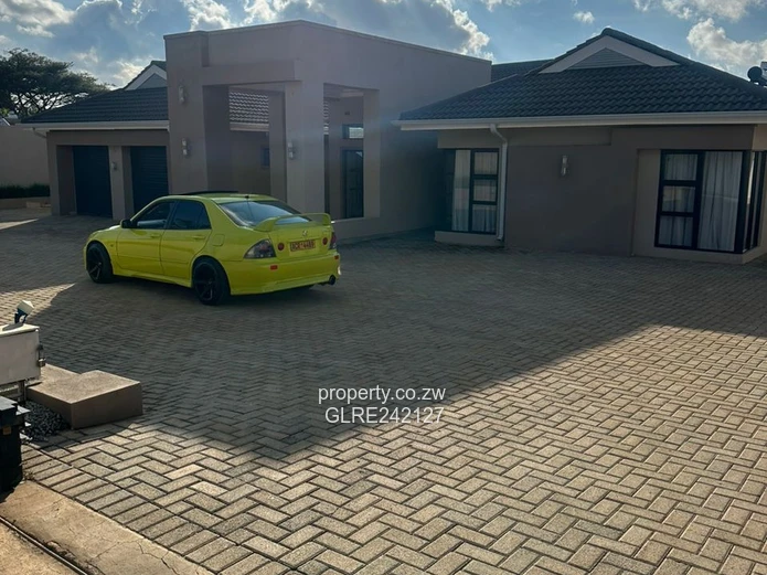 Modern 3-Bed Borrowdale Home with Borehole & Open-Plan Living
