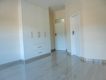 13 Unit Townhouse Complex