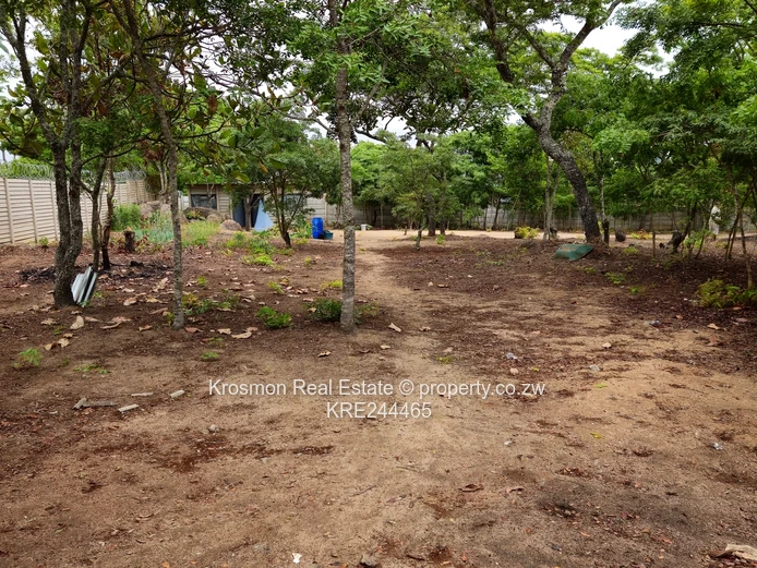 Secure 2,330 m² Residential Stand in Roodsflvie Marondera