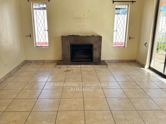 Mainway Meadows House to let