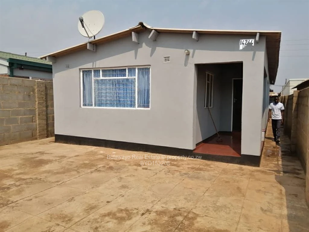 3 Bed House for Sale in Pumula South BYO153208