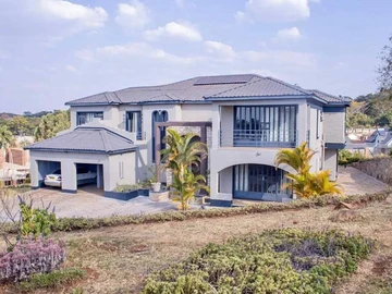 8 Bedroom House