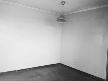 2 Bedroom Flat & Apartment