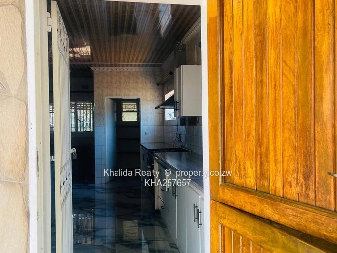 Greendale North – Double-Storey House For Sale