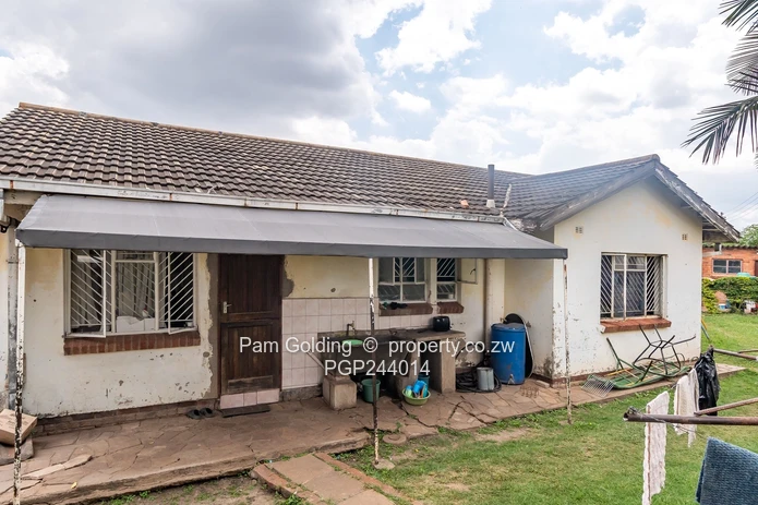 Neat Family Home for sale!!