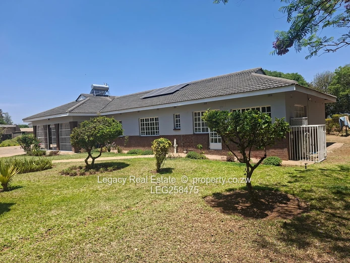 Spacious house to let  (Sole Mandate)