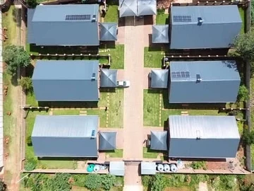 10 Unit Townhouse Complex