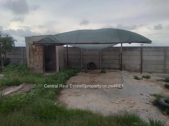 1500 sqm Mkoba Warehouse/Factory on Fenced Compound