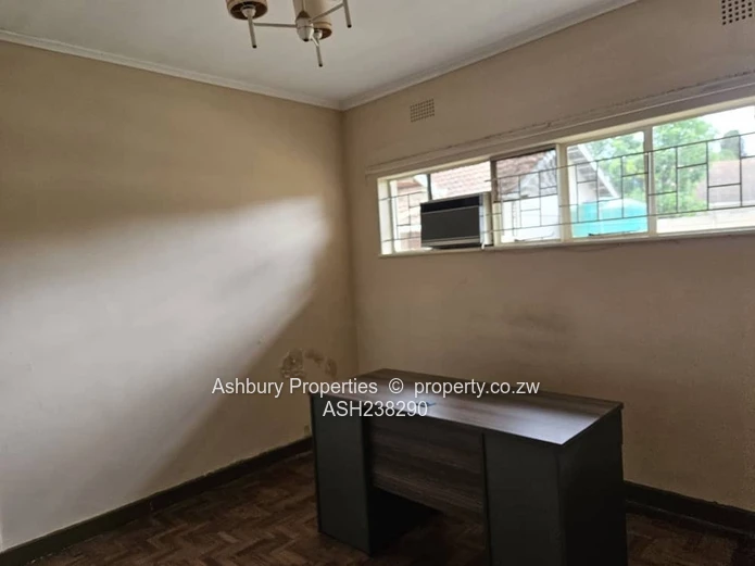 Spacious 300m2 office on 4000m2 land, Mount Pleasant