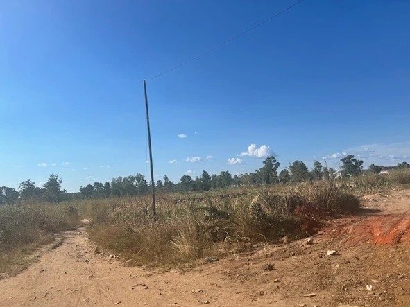 Commercial & Industrial Land