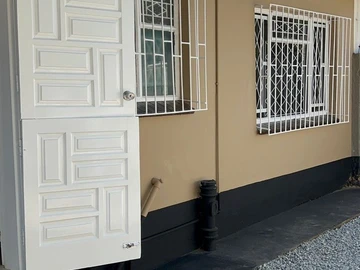 2 Bedroom Garden Flat