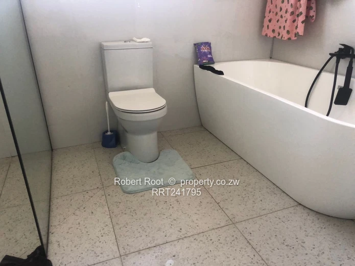 Pomona City 2 bed cottage for sale