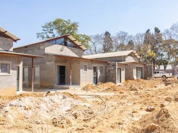 3 Bedroom Flat & Apartment