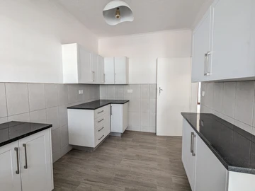 2 Bedroom Garden Flat