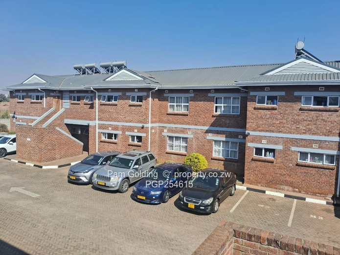 Modern 3 Bedroom Apartment Marlborough