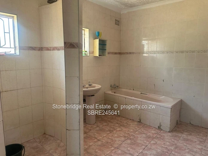 4 Bedroomed House in Parklands for sale