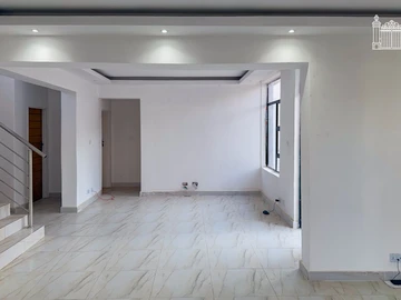 4 Bedroom Flat & Apartment