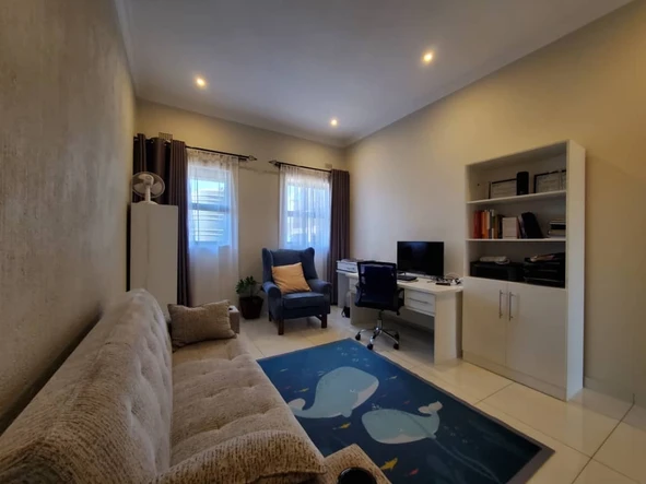 9 Unit Townhouse Complex