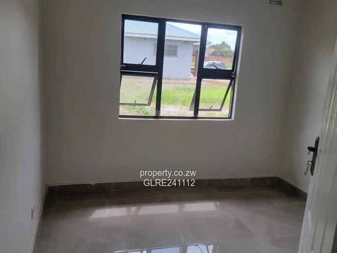 Neat n spacious 3BEDS newly builty CLUSTER APARTMENT TO LET 