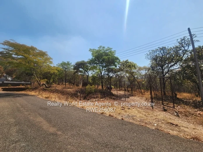 Hunyani Hills Stands - Lake Chivero