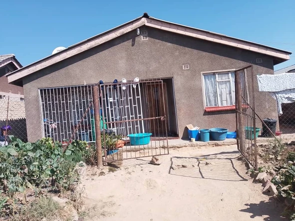 Neat house for sale 