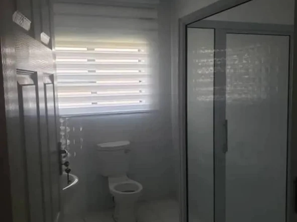 3 Bedroom Flat & Apartment