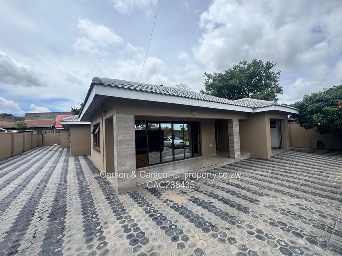 Modern house available for rental in Mainway Meadows 