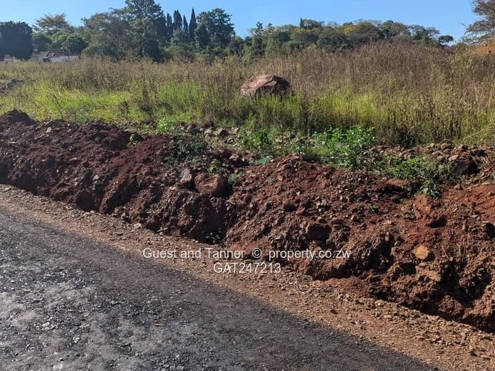 Canal Lifestyle – Kutandara, Tynwald Stands For Sale