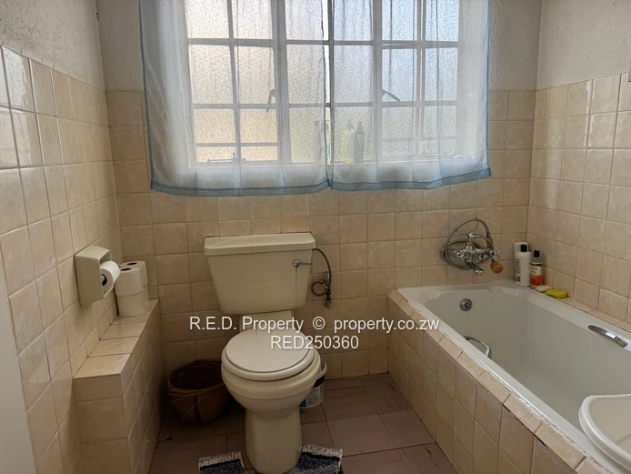 Neat Family Home In a Prime Location - Hillside!