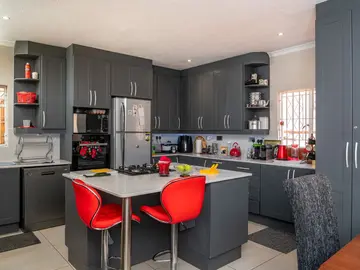 12 Unit Townhouse Complex