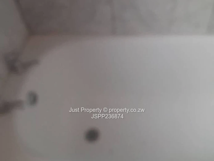 This well-maintained and spacious property located in the sought-after suburb of Windsor Park offers