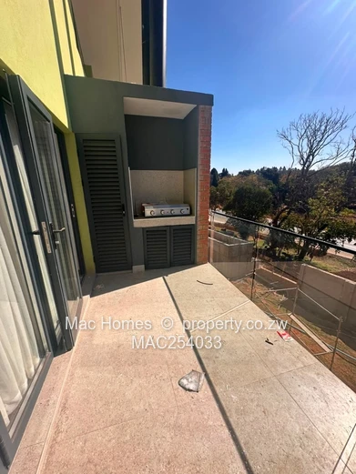 Spacious 4-Bed Furnished Glen Lorne Flat with Pool