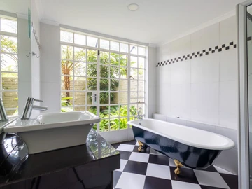 5 Bedroom Townhouse Complex