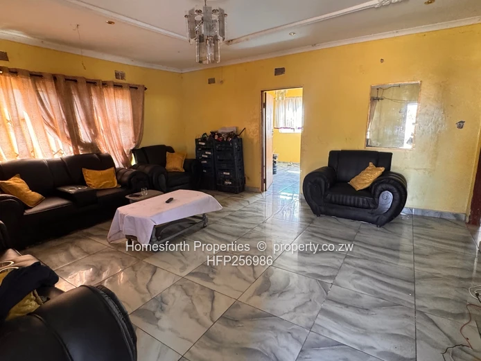Waterfalls Stand with Cottage for Sale (Sole Mandate)