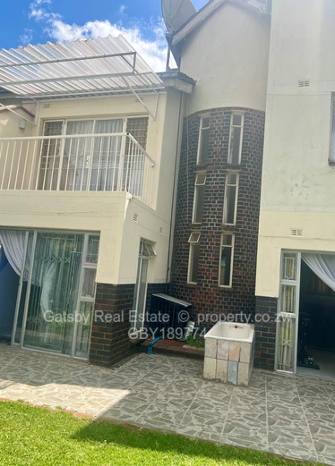 Neat And Comfortable Duplex Townhouse Available 1st of May