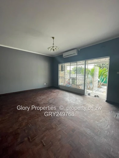 Chadcombe Flat To Let  (Sole Mandate)