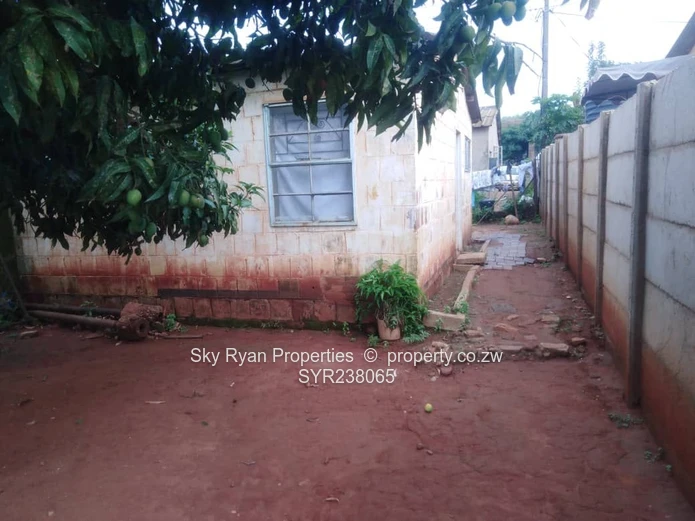 Mufakose Core House For Sale